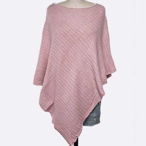 • Textured Solid Poncho •